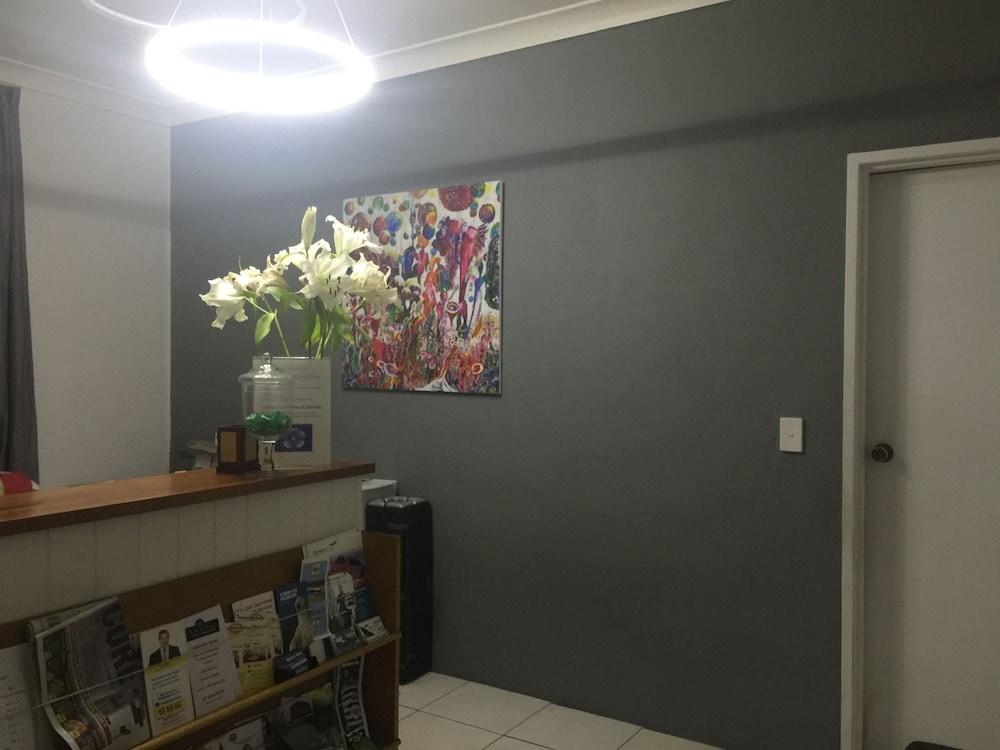 טוומבה Blue Violet Motor Inn מראה חיצוני תמונה