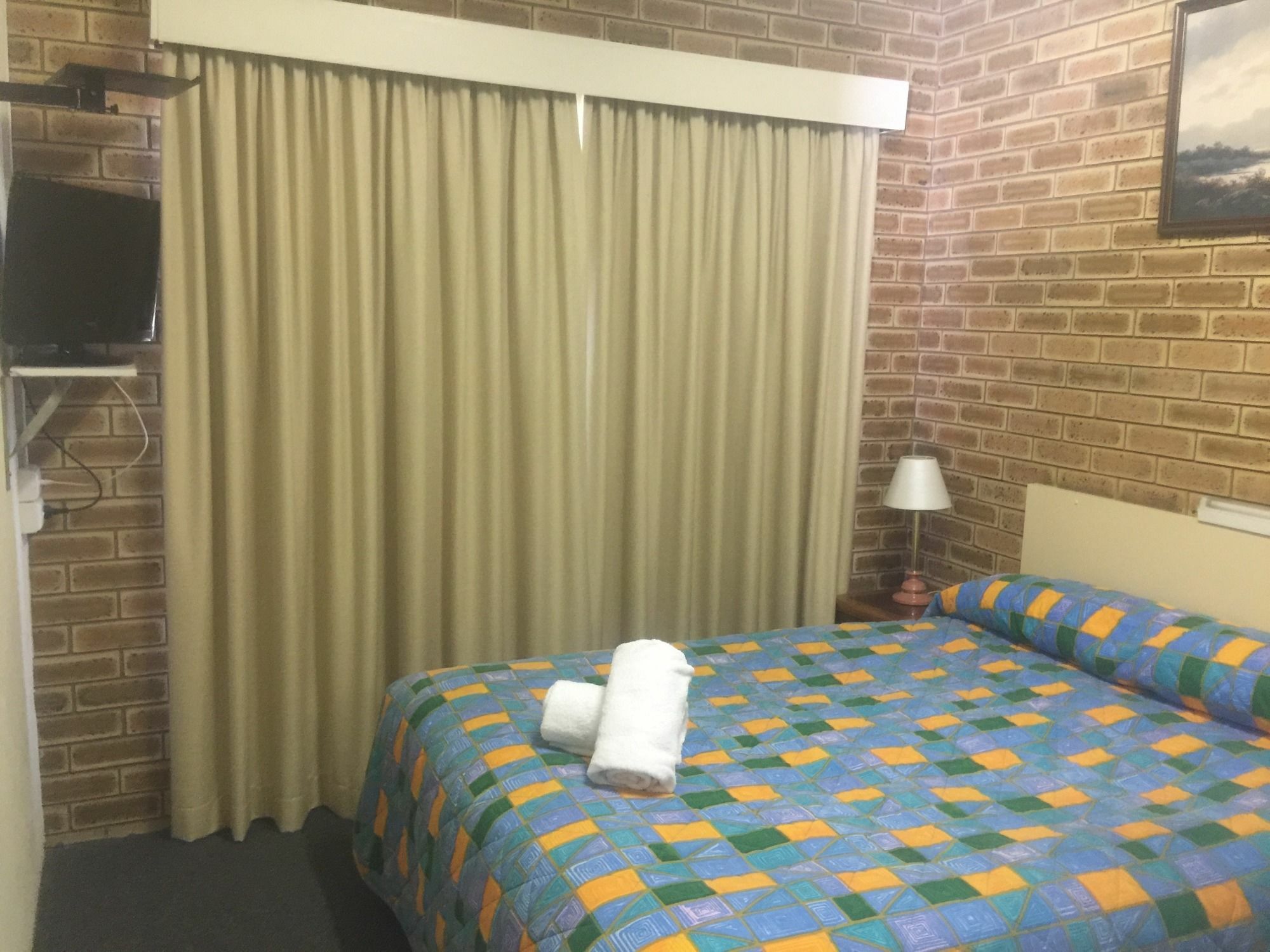 טוומבה Blue Violet Motor Inn מראה חיצוני תמונה